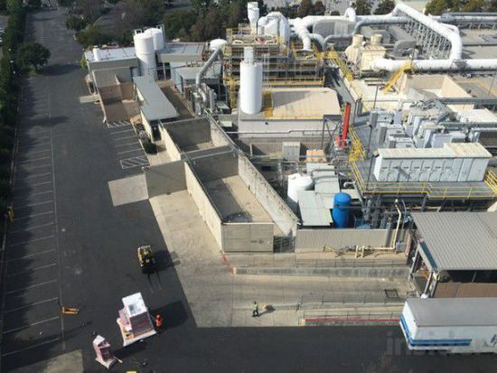 蘋果部署雅典娜"在工廠內(nèi)安裝精密設(shè)備